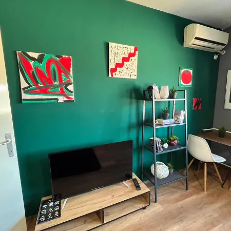 Apartament Mickitos Center